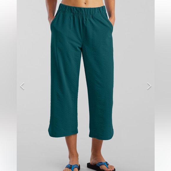 Hard to Find! New Title Nine Slaycation Cropped Textured Pant, Black, Medium - Picture 8 of 12